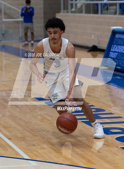 Thumbnail 3 in Harlan vs Smithson Valley photogallery.