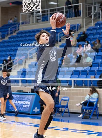 Thumbnail 3 in Harlan vs Smithson Valley photogallery.