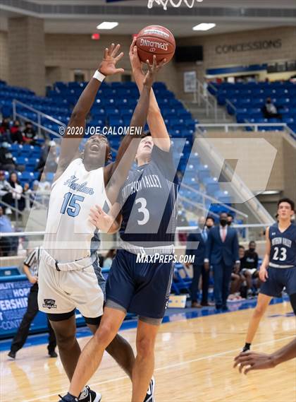 Thumbnail 3 in Harlan vs Smithson Valley photogallery.