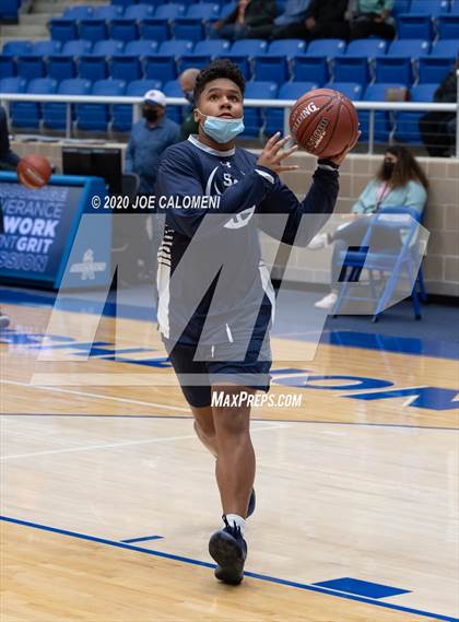 Thumbnail 2 in Harlan vs Smithson Valley photogallery.