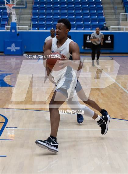Thumbnail 3 in Harlan vs Smithson Valley photogallery.