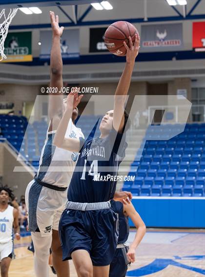 Thumbnail 2 in Harlan vs Smithson Valley photogallery.