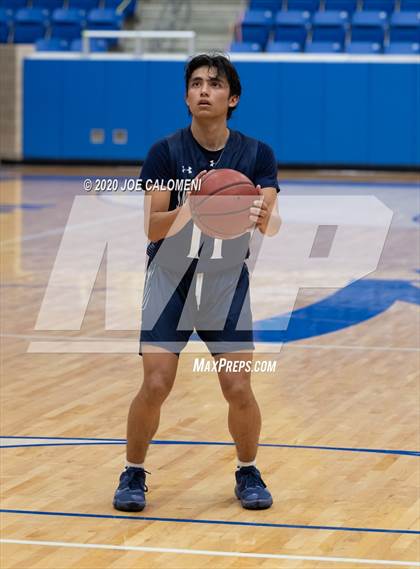 Thumbnail 3 in Harlan vs Smithson Valley photogallery.