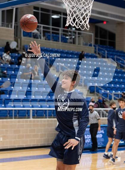 Thumbnail 3 in Harlan vs Smithson Valley photogallery.