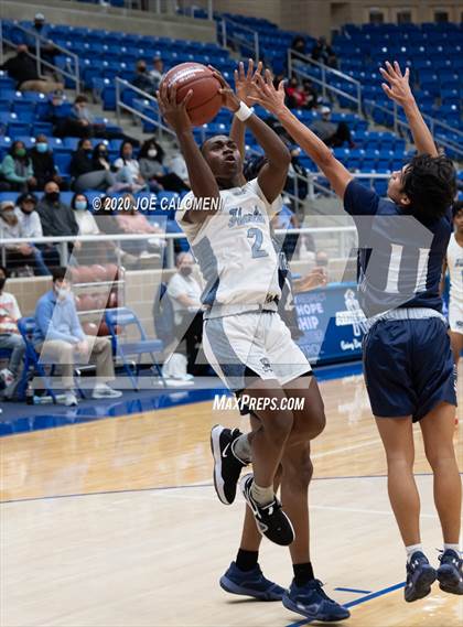 Thumbnail 2 in Harlan vs Smithson Valley photogallery.