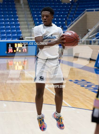 Thumbnail 3 in Harlan vs Smithson Valley photogallery.