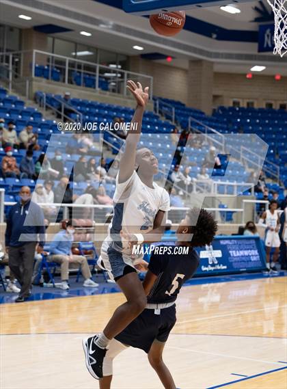 Thumbnail 2 in Harlan vs Smithson Valley photogallery.