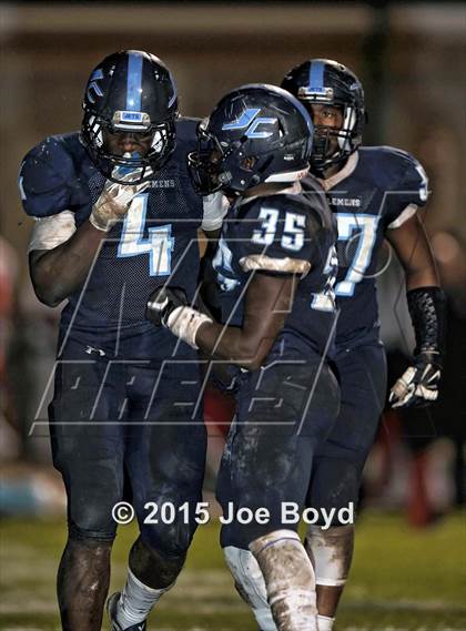 Thumbnail 1 in Hewitt-Trussville vs. James Clemens (AHSAA 7A 1st Round) photogallery.