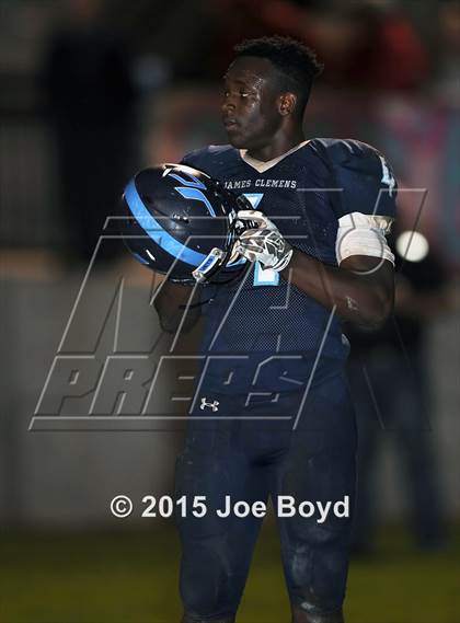Thumbnail 1 in Hewitt-Trussville vs. James Clemens (AHSAA 7A 1st Round) photogallery.
