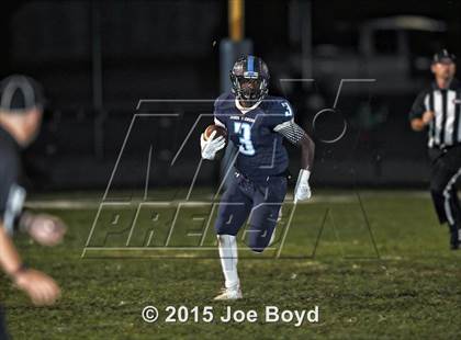 Thumbnail 1 in Hewitt-Trussville vs. James Clemens (AHSAA 7A 1st Round) photogallery.