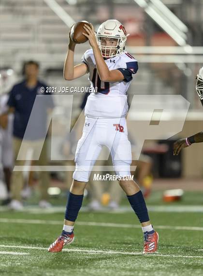 Thumbnail 2 in Lee vs SA Roosevelt photogallery.