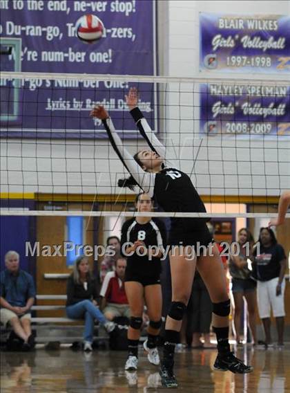 Thumbnail 1 in Sacred Heart vs. Torrey Pines (Durango Fall Classic) photogallery.