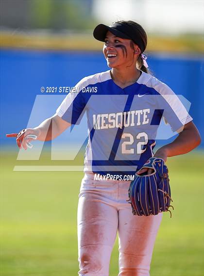 Thumbnail 2 in Coconino @ Mesquite photogallery.