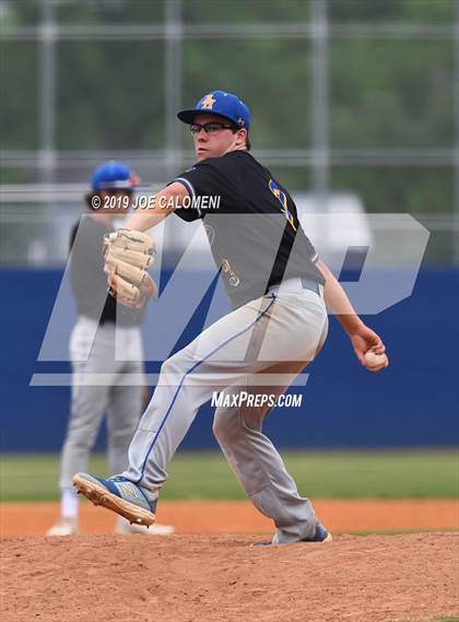Thumbnail 3 in Alamo Heights vs Houston [Sam] photogallery.
