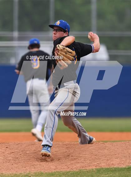 Thumbnail 1 in Alamo Heights vs Houston [Sam] photogallery.