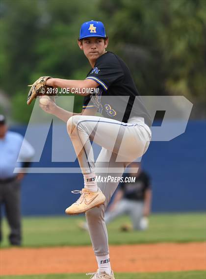 Thumbnail 3 in Alamo Heights vs Houston [Sam] photogallery.