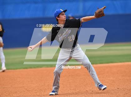 Thumbnail 3 in Alamo Heights vs Houston [Sam] photogallery.