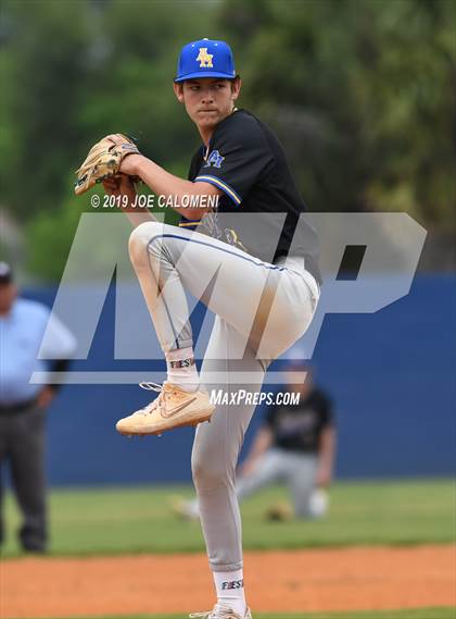 Thumbnail 2 in Alamo Heights vs Houston [Sam] photogallery.