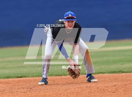 Thumbnail 2 in Alamo Heights vs Houston [Sam] photogallery.