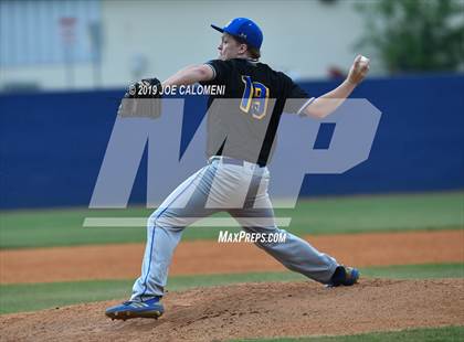 Thumbnail 2 in Alamo Heights vs Houston [Sam] photogallery.