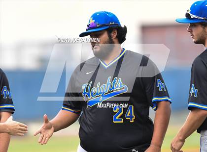 Thumbnail 1 in Alamo Heights vs Houston [Sam] photogallery.