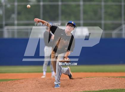 Thumbnail 2 in Alamo Heights vs Houston [Sam] photogallery.