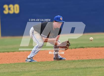 Thumbnail 2 in Alamo Heights vs Houston [Sam] photogallery.
