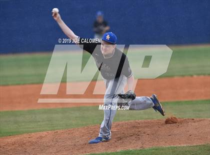 Thumbnail 3 in Alamo Heights vs Houston [Sam] photogallery.