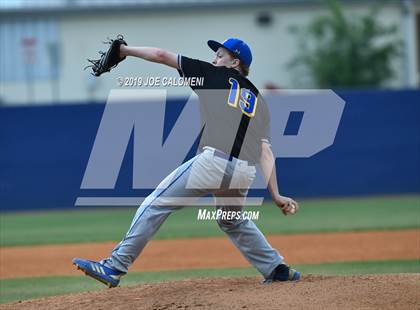 Thumbnail 3 in Alamo Heights vs Houston [Sam] photogallery.