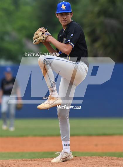 Thumbnail 3 in Alamo Heights vs Houston [Sam] photogallery.