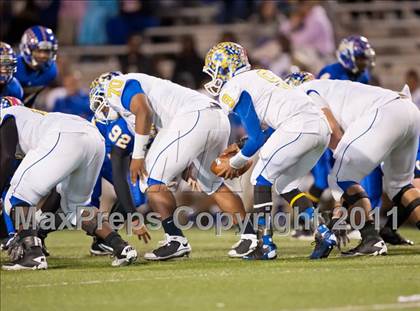 Thumbnail 1 in Sulphur Springs vs. Corsicana (4A Division 2 Region 2 Area) photogallery.