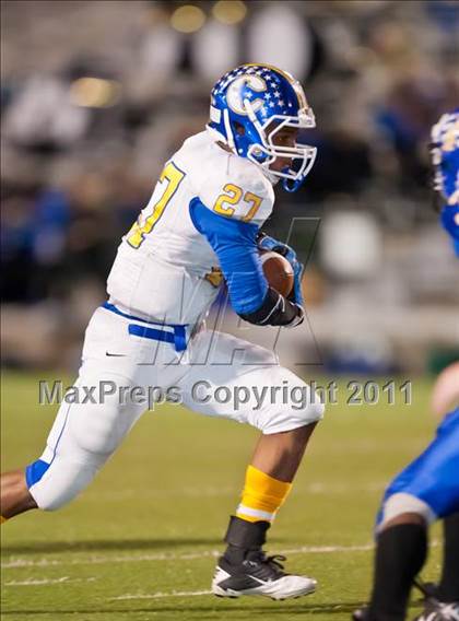 Thumbnail 1 in Sulphur Springs vs. Corsicana (4A Division 2 Region 2 Area) photogallery.