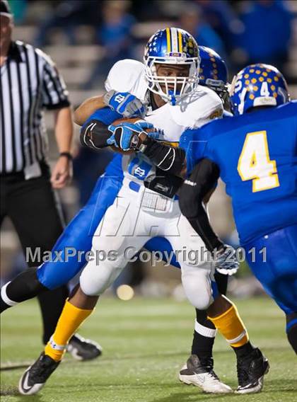 Thumbnail 1 in Sulphur Springs vs. Corsicana (4A Division 2 Region 2 Area) photogallery.