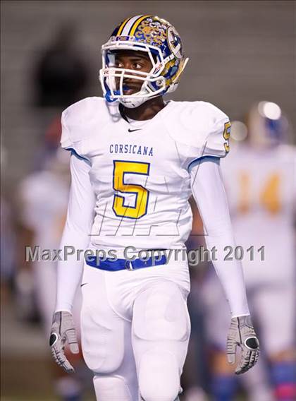 Thumbnail 1 in Sulphur Springs vs. Corsicana (4A Division 2 Region 2 Area) photogallery.