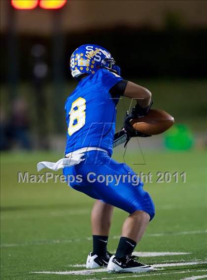 Thumbnail 2 in Sulphur Springs vs. Corsicana (4A Division 2 Region 2 Area) photogallery.