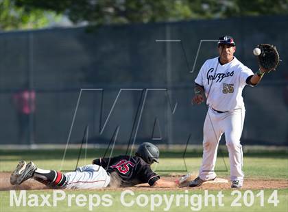 Thumbnail 2 in Golden Valley vs. Hart photogallery.