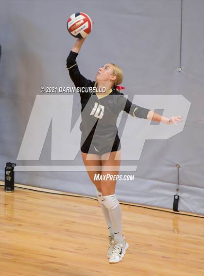 Thumbnail 2 in Village Christian vs. Basha (Nike Tournament of Champions) photogallery.