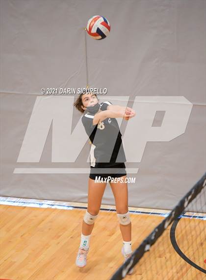 Thumbnail 1 in Village Christian vs. Basha (Nike Tournament of Champions) photogallery.