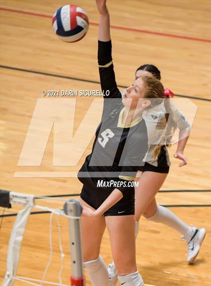 Thumbnail 3 in Village Christian vs. Basha (Nike Tournament of Champions) photogallery.