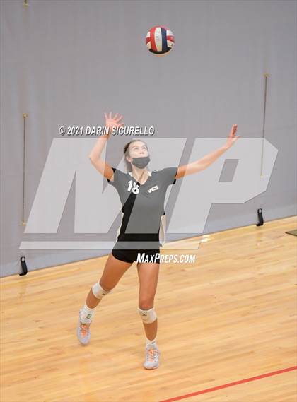 Thumbnail 3 in Village Christian vs. Basha (Nike Tournament of Champions) photogallery.