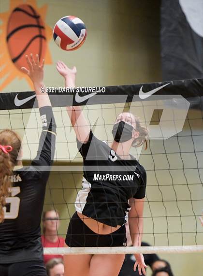 Thumbnail 3 in Village Christian vs. Basha (Nike Tournament of Champions) photogallery.