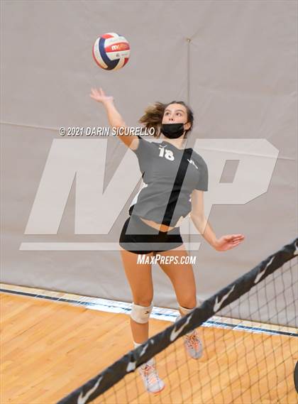 Thumbnail 3 in Village Christian vs. Basha (Nike Tournament of Champions) photogallery.