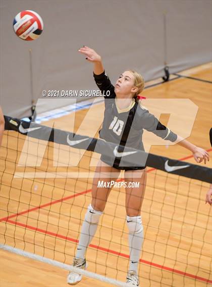 Thumbnail 1 in Village Christian vs. Basha (Nike Tournament of Champions) photogallery.