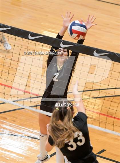 Thumbnail 3 in Village Christian vs. Basha (Nike Tournament of Champions) photogallery.