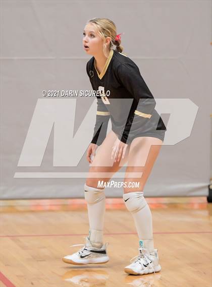 Thumbnail 3 in Village Christian vs. Basha (Nike Tournament of Champions) photogallery.