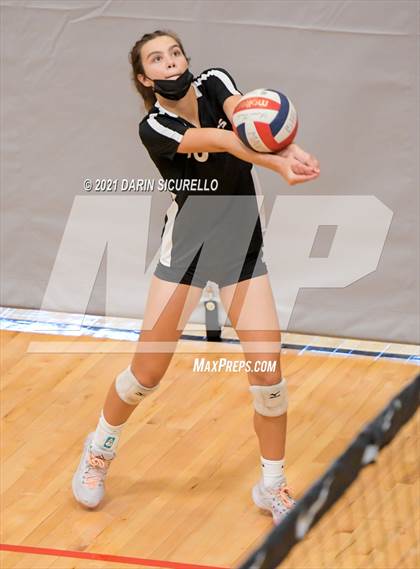 Thumbnail 3 in Village Christian vs. Basha (Nike Tournament of Champions) photogallery.