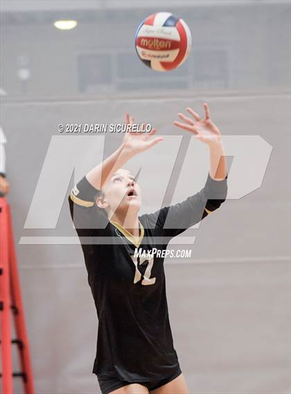 Thumbnail 2 in Village Christian vs. Basha (Nike Tournament of Champions) photogallery.
