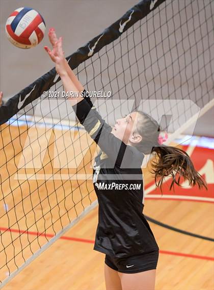 Thumbnail 2 in Village Christian vs. Basha (Nike Tournament of Champions) photogallery.