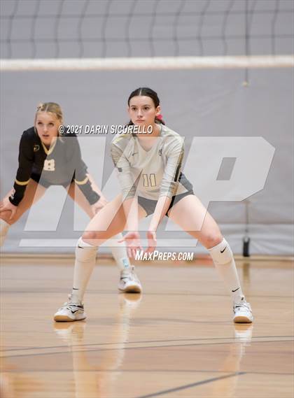 Thumbnail 2 in Village Christian vs. Basha (Nike Tournament of Champions) photogallery.