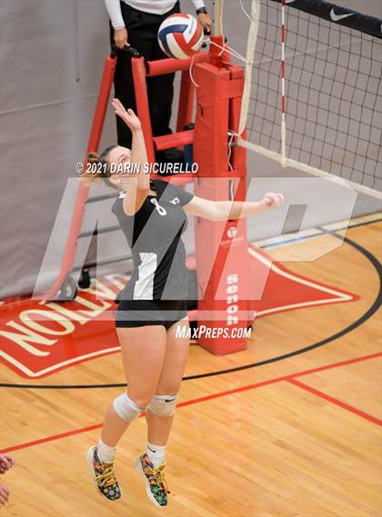 Thumbnail 2 in Village Christian vs. Basha (Nike Tournament of Champions) photogallery.